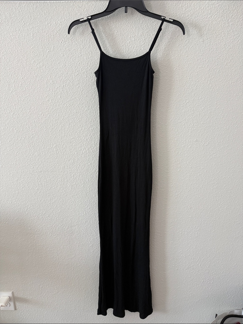 Aritzia Babaton Ribbed Knit Maxi Dress